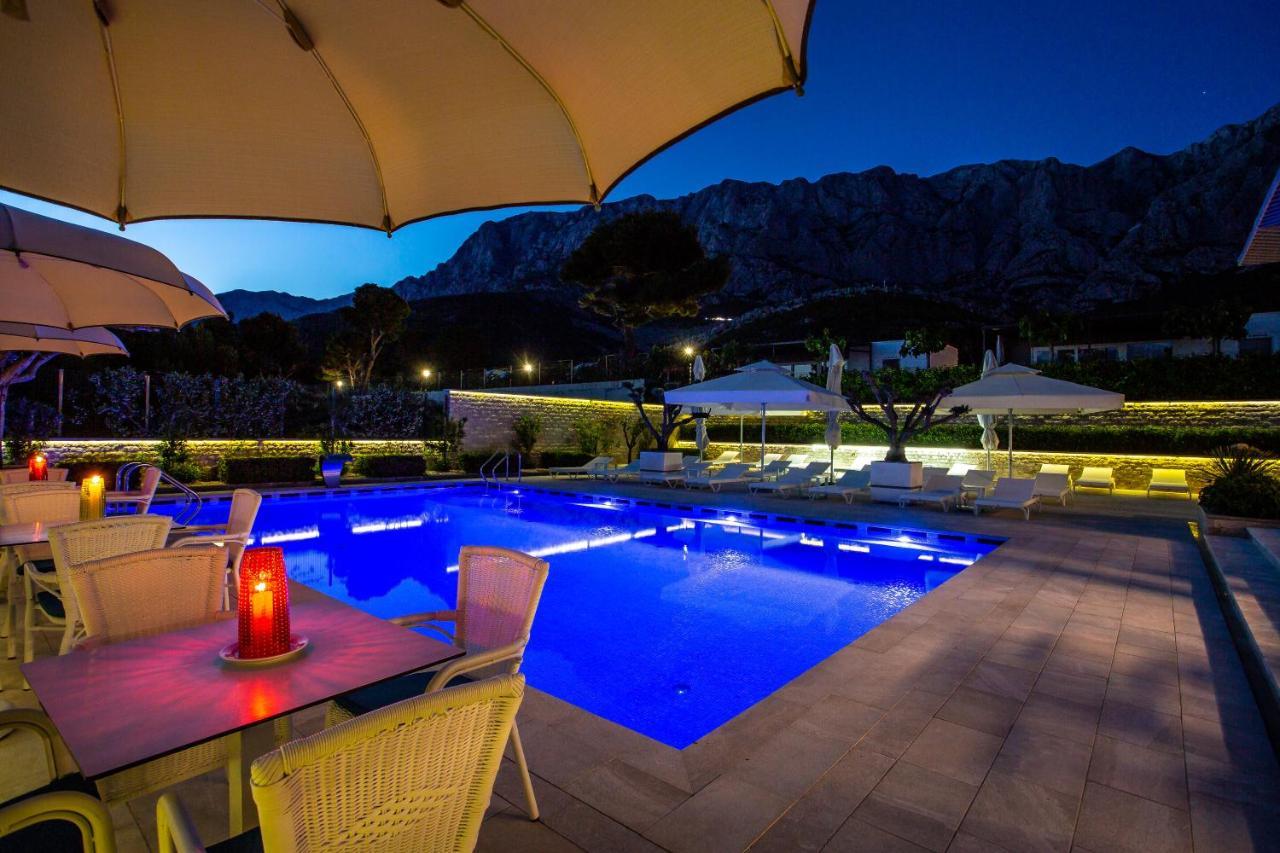 Poseidon Mobile Home Resort Makarska Bagian luar foto