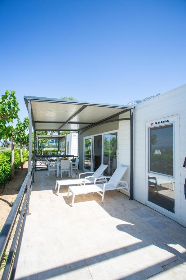 Poseidon Mobile Home Resort Makarska Bagian luar foto