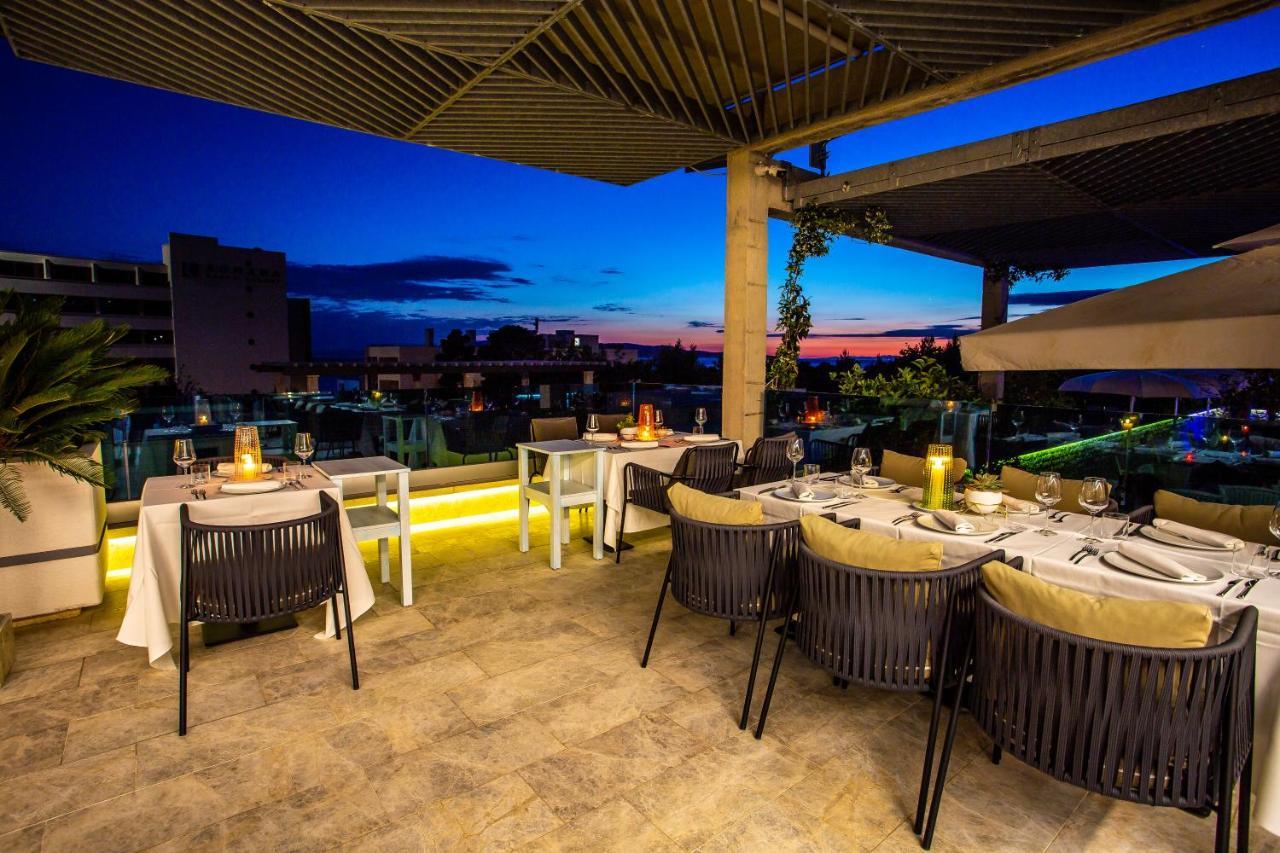 Poseidon Mobile Home Resort Makarska Bagian luar foto