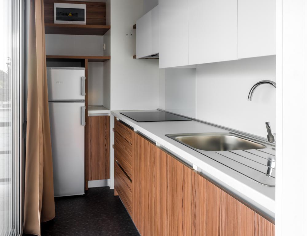 Poseidon Mobile Home Resort Makarska Bagian luar foto