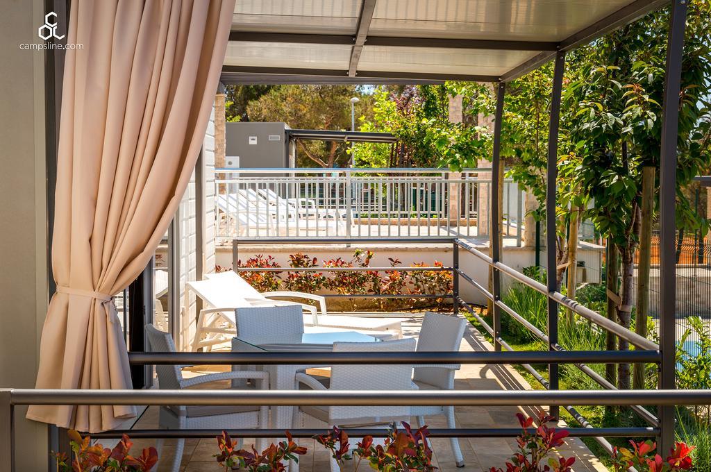 Poseidon Mobile Home Resort Makarska Bagian luar foto