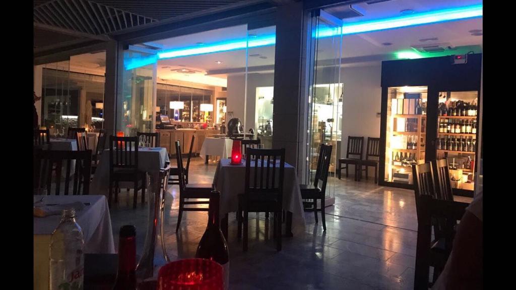 Poseidon Mobile Home Resort Makarska Bagian luar foto